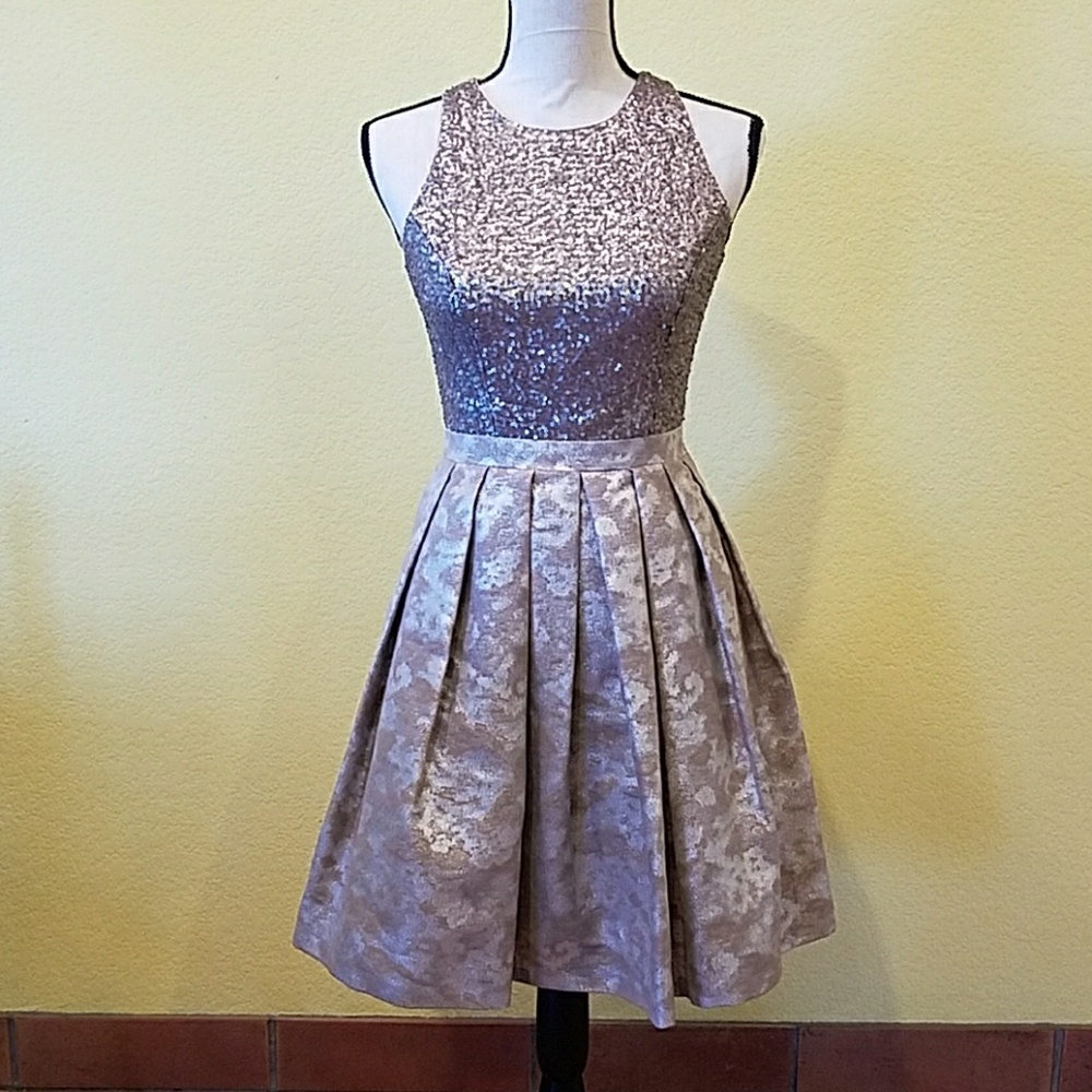 Aidan Mattox Sequin sleeveless mini dress